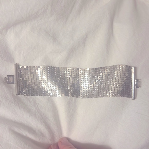 Gorgeous off the shoulder little black dress from White House Black Market - Picture 5 of 5